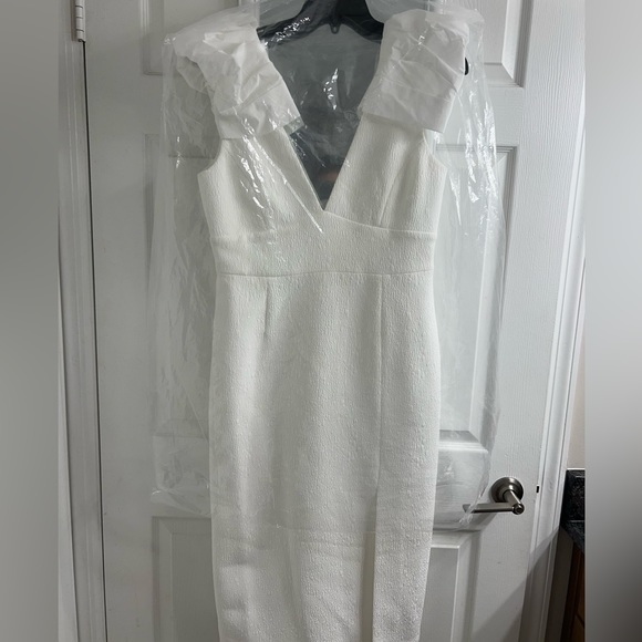 Rebecca Vallance Puff Sleeve V-neck Midi Dress - Picture 7 of 7